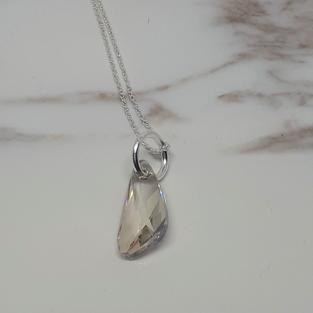 ⭐Sterling Silver Necklace W/ Silver Shade Wing Swa